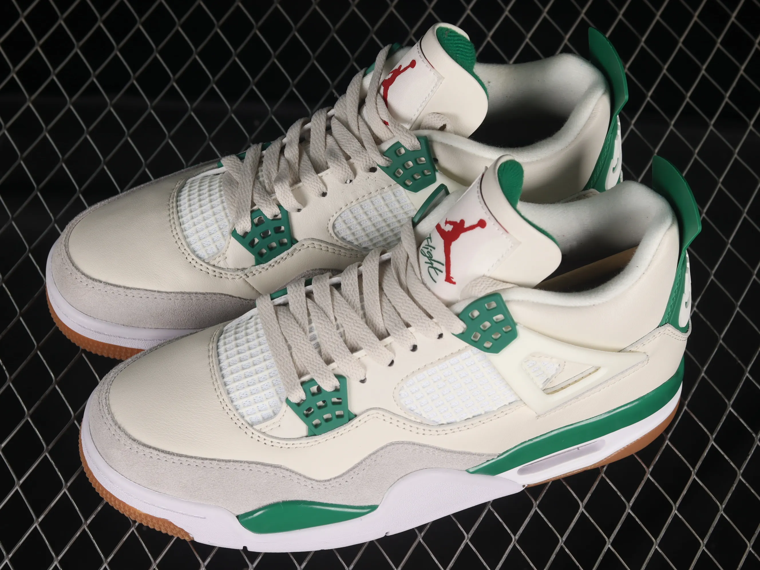All categories Air Jordan Jordan series basketball shoes Air Jordan 4 Nk SB x Air Jordan 4 "Pine Green" AJ4 Joe 4 joint white green DR5415-103
